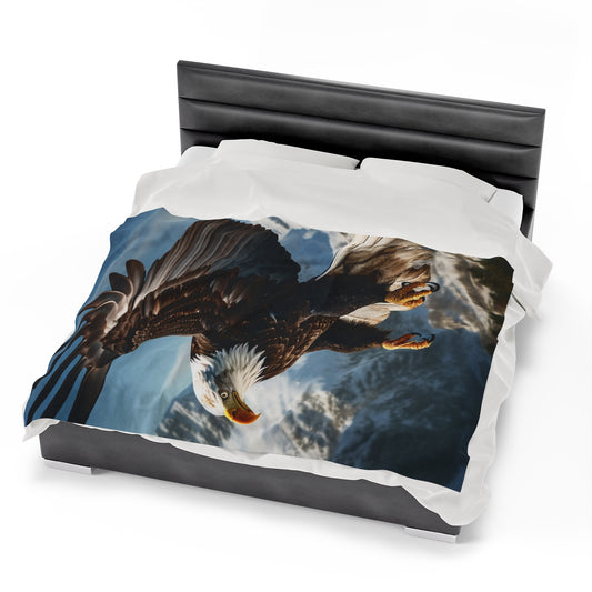 Elegant Bald Eagle Plush Blanket