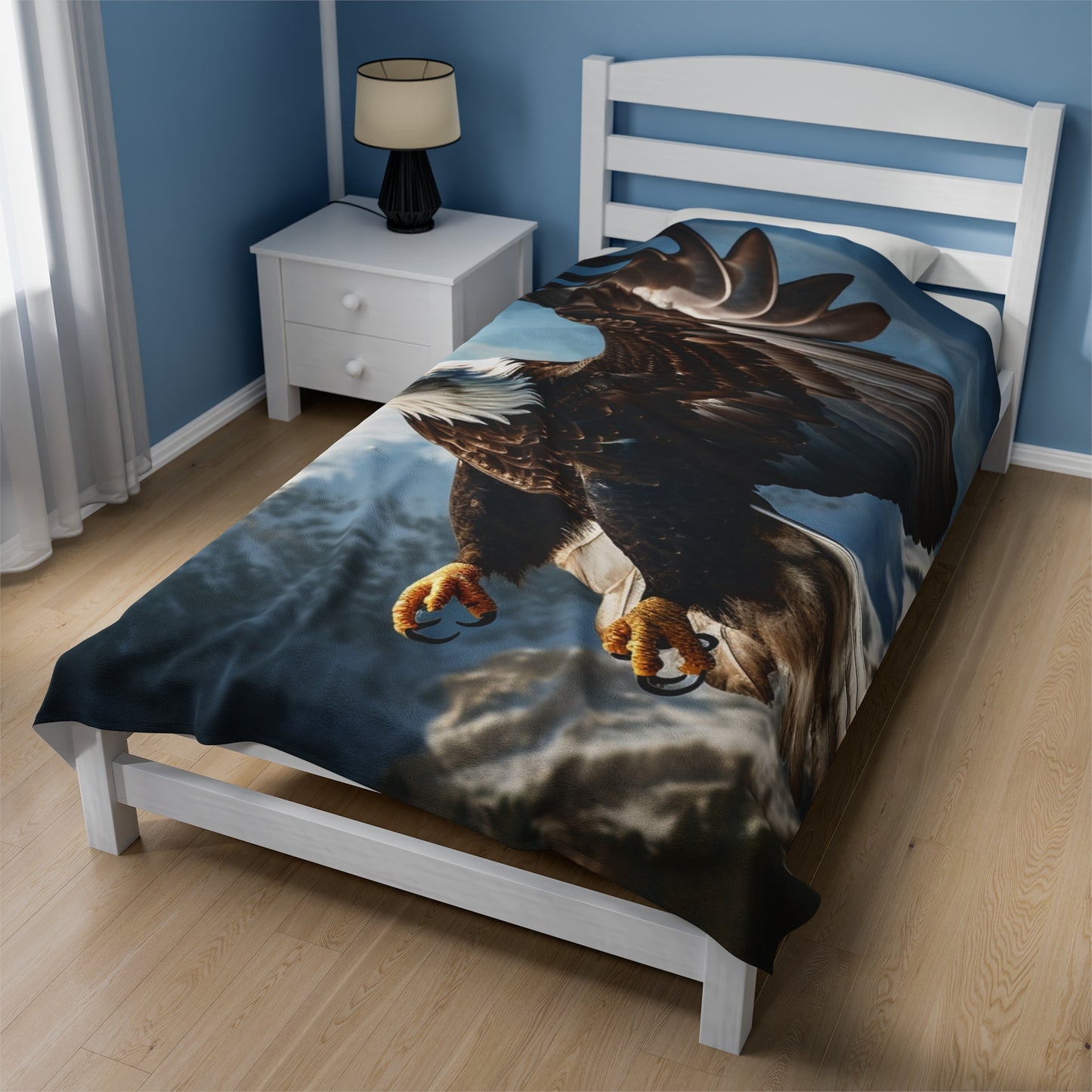 Elegant Bald Eagle Plush Blanket